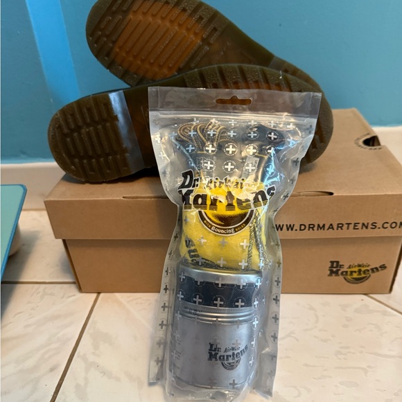 Dr Martens Boots - Picture 6 of 7